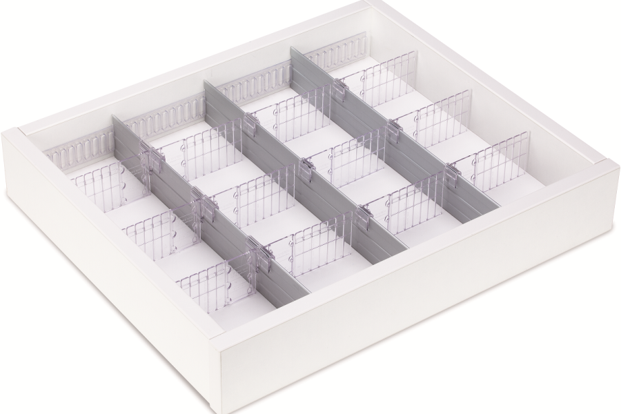 Drawer dividers with slotted rail holder