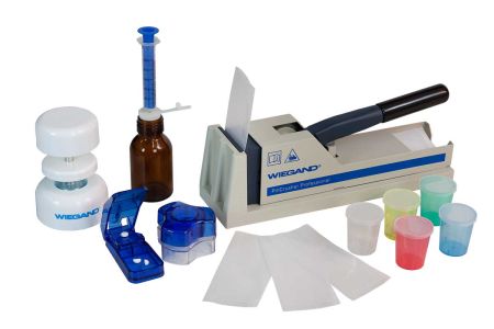 Practical aids by Wiegand: pill crusher, pill splitter, pill crusher mini, pill crusher professional, cups